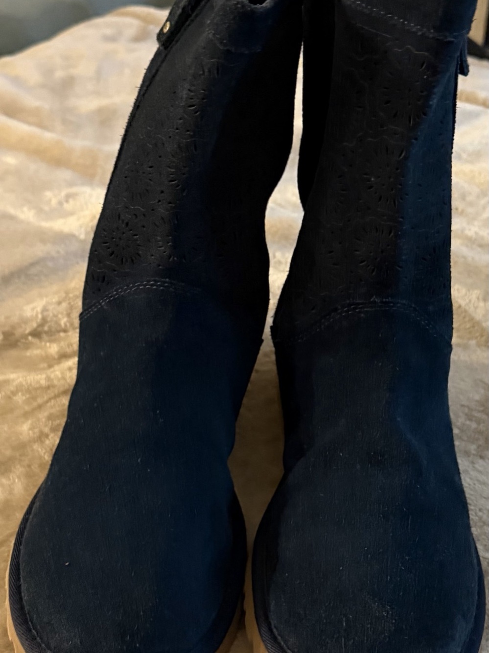 UGG Lo Pro Short Perf Women's Suede Boots US 6
